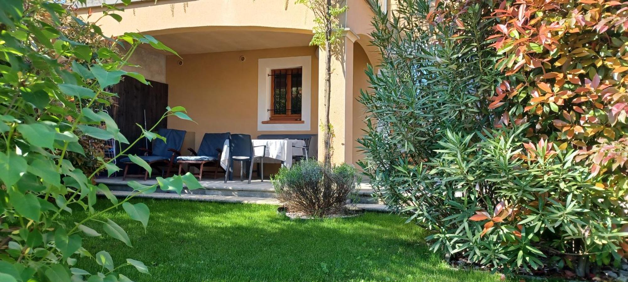 Appartement Entre Sisteron Et Gorges De La Meouge " Les Hauts De Toscane " Ribiers Exterior foto